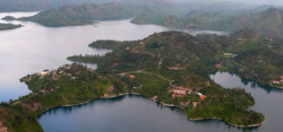 Touring Rwanda's Lakes And The Wildlife